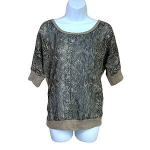 Small Vanity Snakeskin Print Short Sleeve Blouse Knit 4 6 Animal Print
